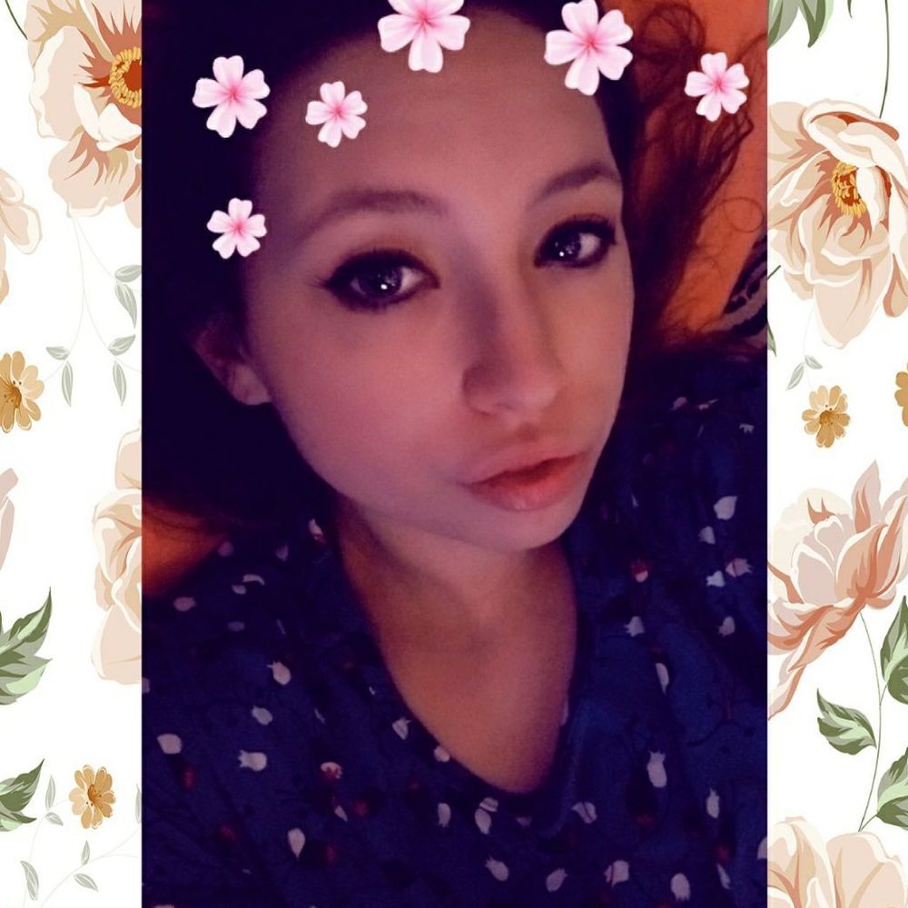 Meet your Posher, Niki